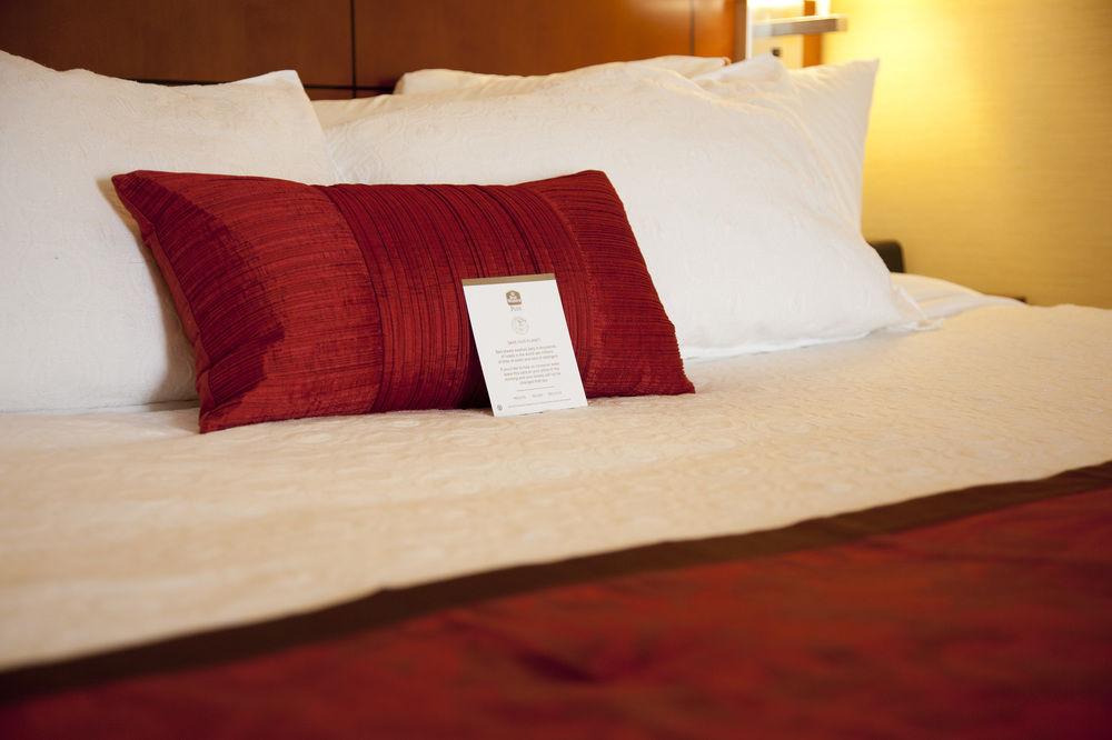 Hotel Courtyard By Marriott Waterloo St. Jacobs Exterior foto