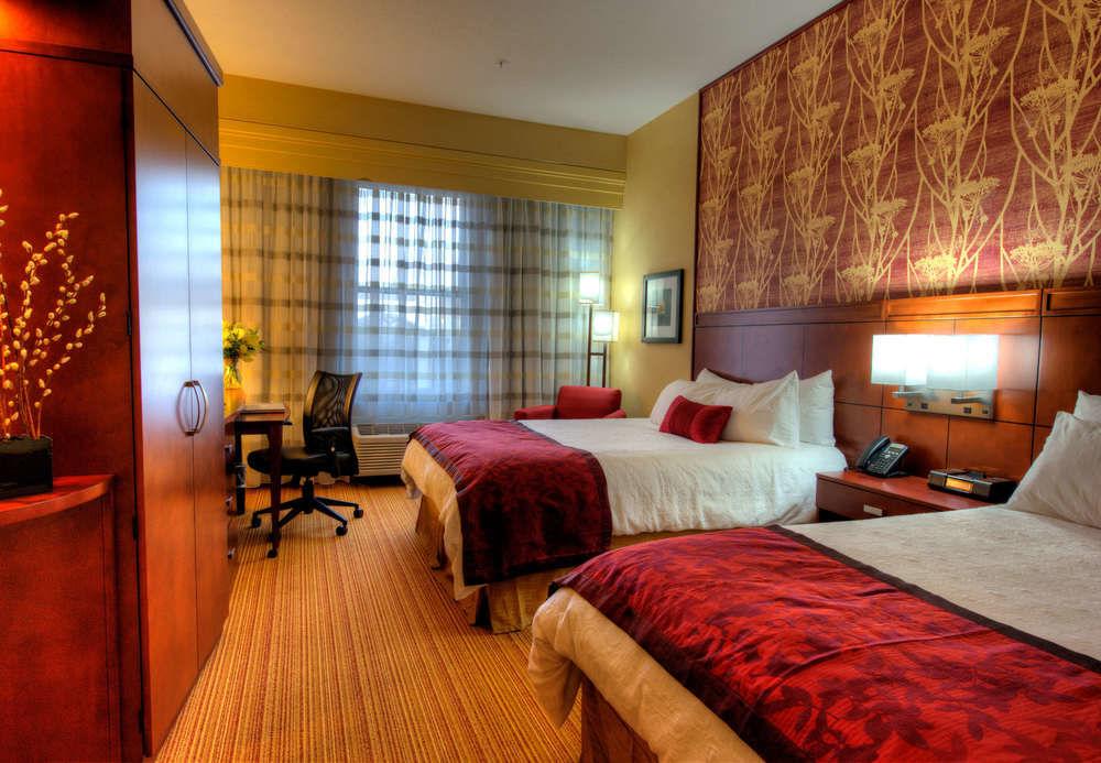 Hotel Courtyard By Marriott Waterloo St. Jacobs Exterior foto