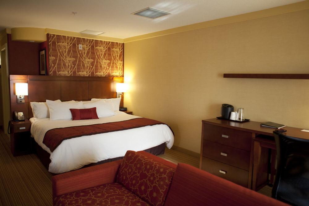 Hotel Courtyard By Marriott Waterloo St. Jacobs Exterior foto